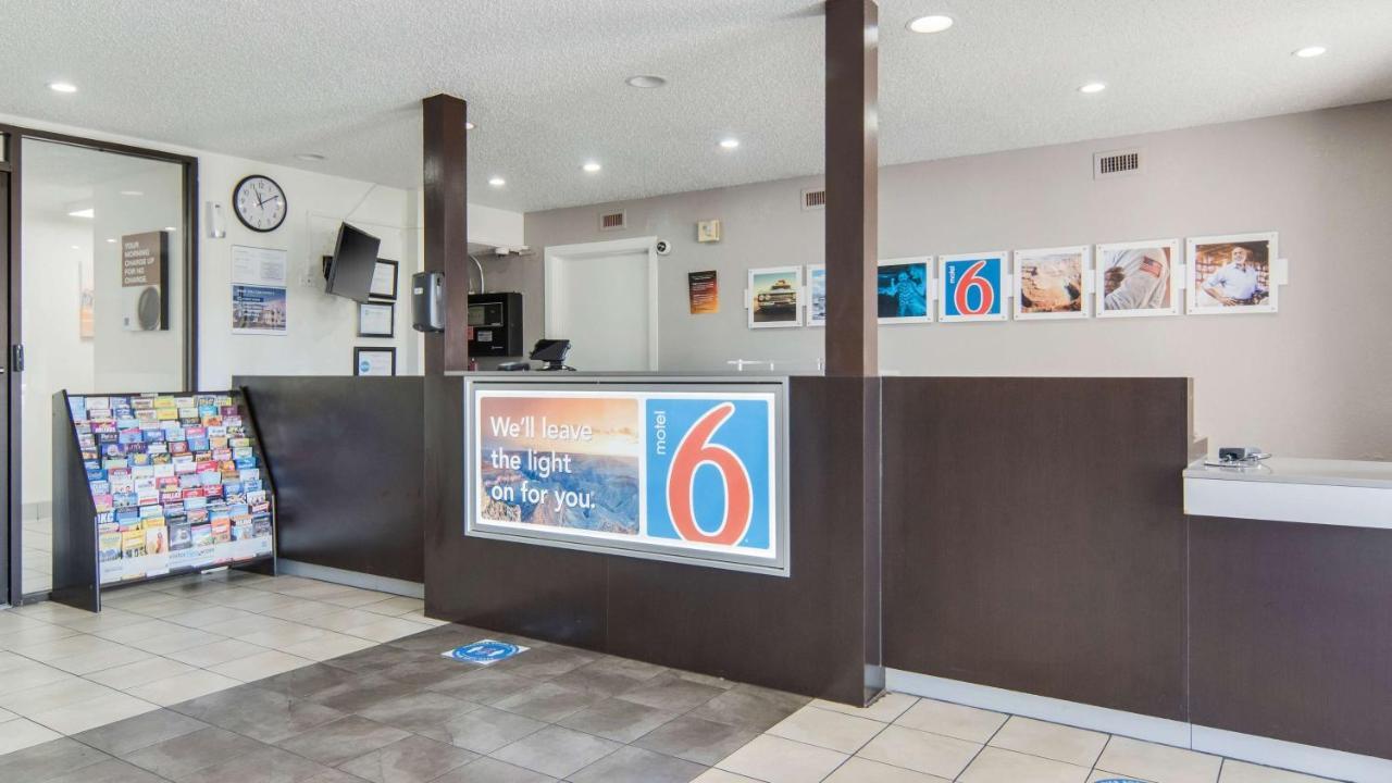 Motel 6-Addison, Tx - Dallas Экстерьер фото