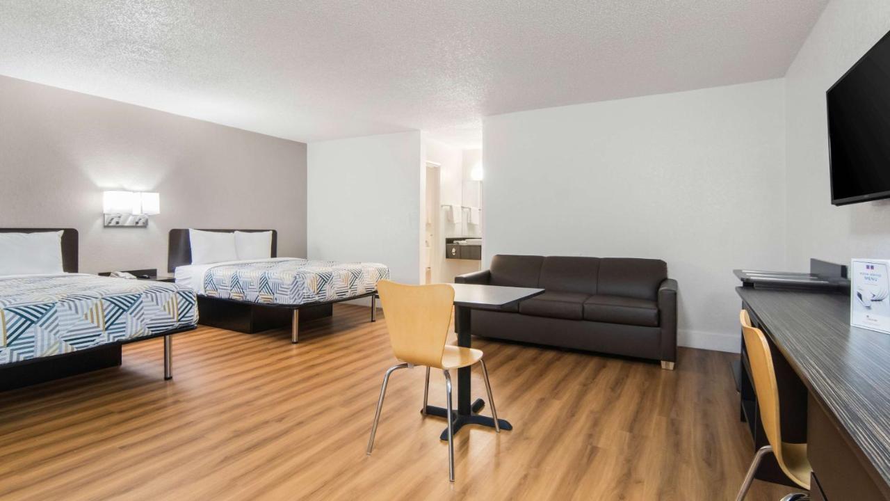 Motel 6-Addison, Tx - Dallas Экстерьер фото
