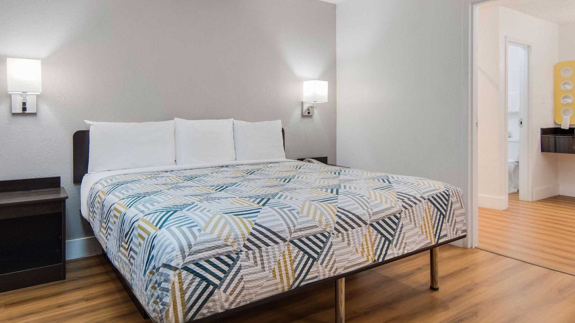 Motel 6-Addison, Tx - Dallas Экстерьер фото